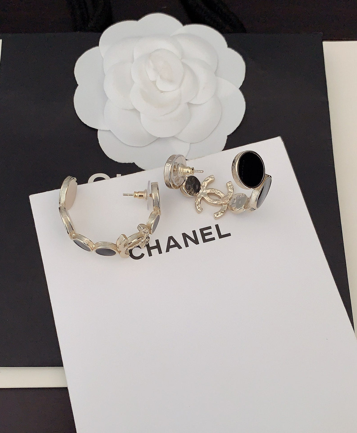 18K Chanel Black Crystals Earrings